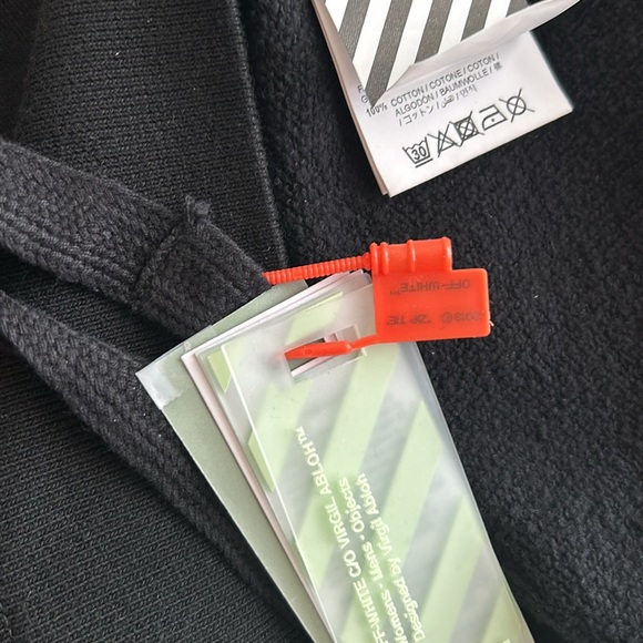 Off White Crew Sweater - Picture 14 of 14